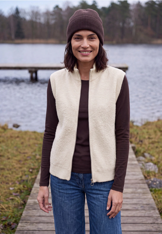 Cecil Oat Milk Boucle Zipped Gilet
