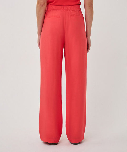 Esqualo Chili Red Trousers