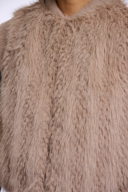 Oat Faux Fur Gilet