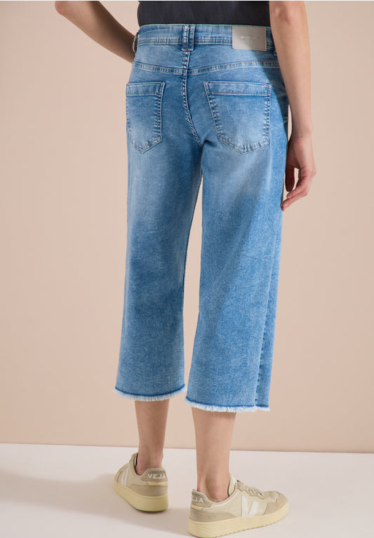 Cecil Light Blue Neele Cropped Jeans