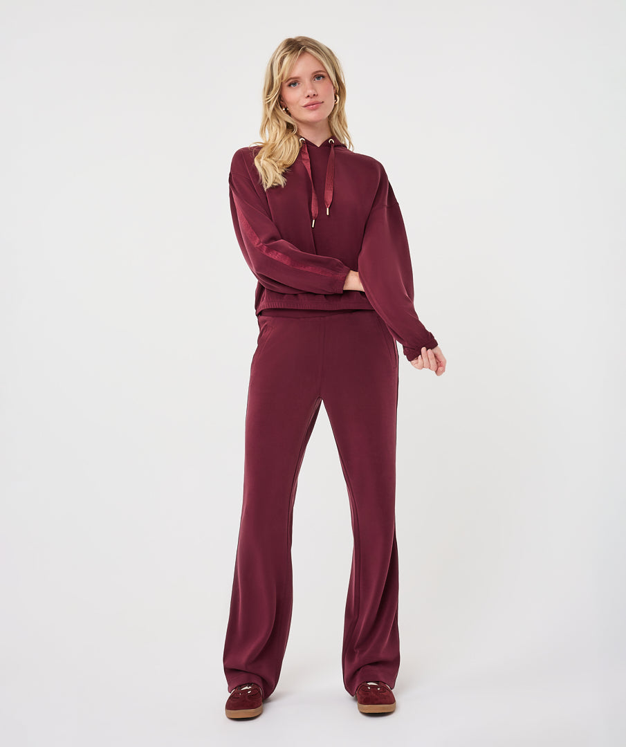 Esqualo Burgundy Casual Trousers