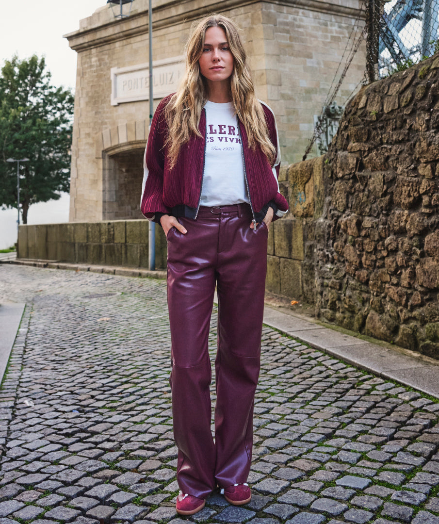 Esqualo Burgundy Faux Leather Trousers