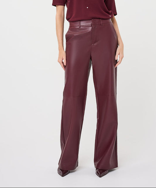 Esqualo Burgundy Faux Leather Trousers