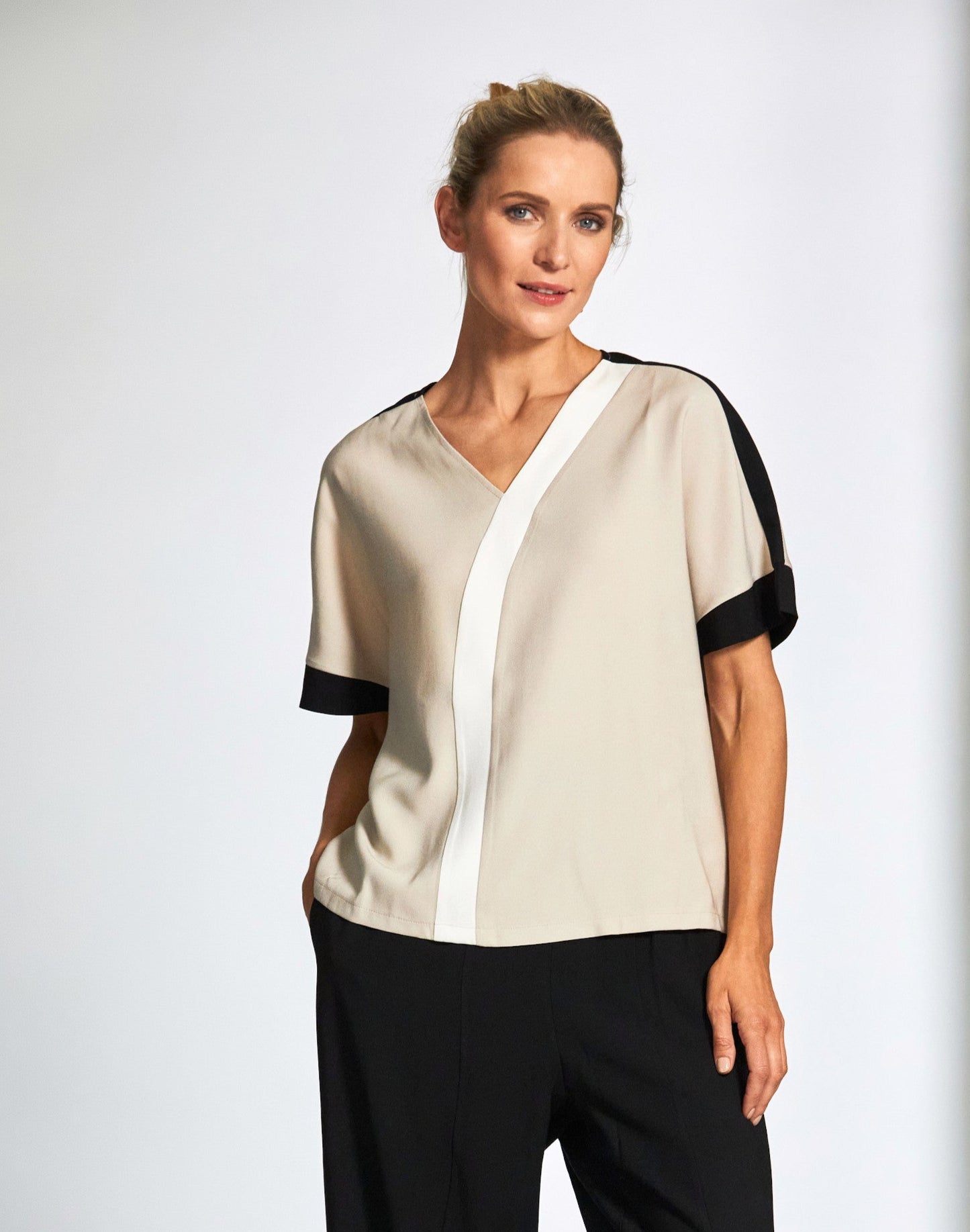 Peruzzi Sand Curve Top