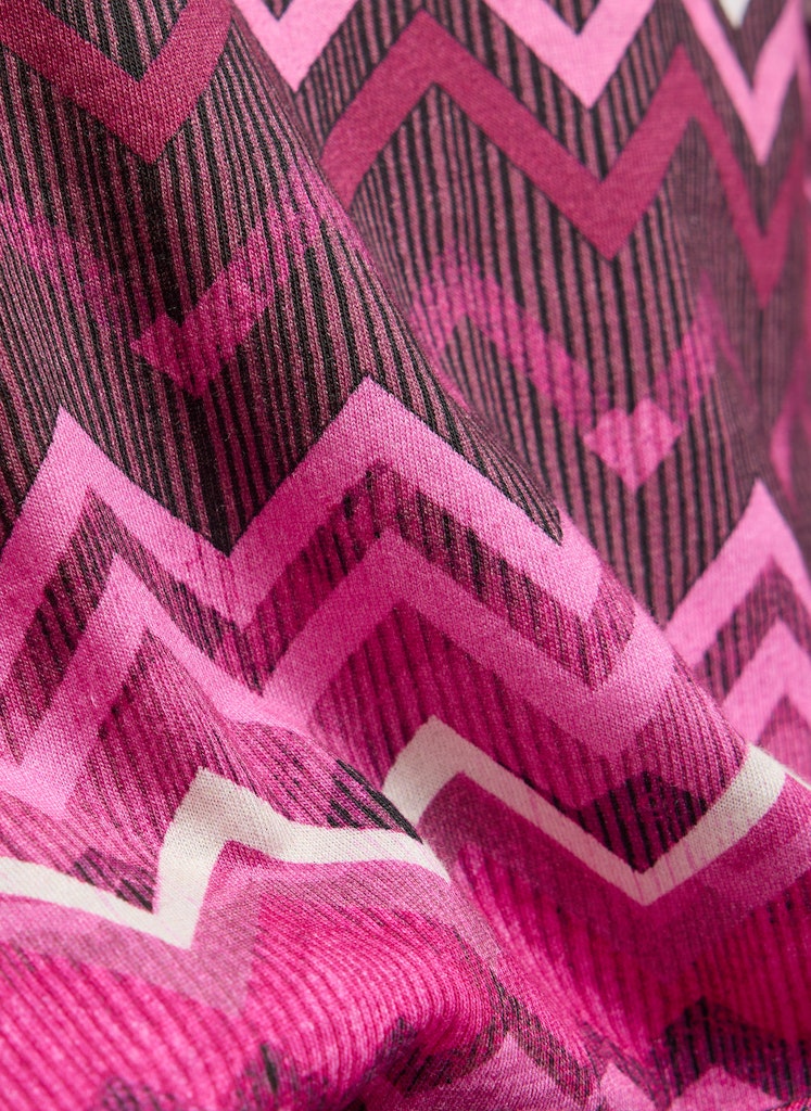 Rabe Plum Abstract Collared Top