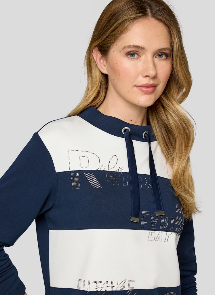 Rabe Navy and White Sweatshirt