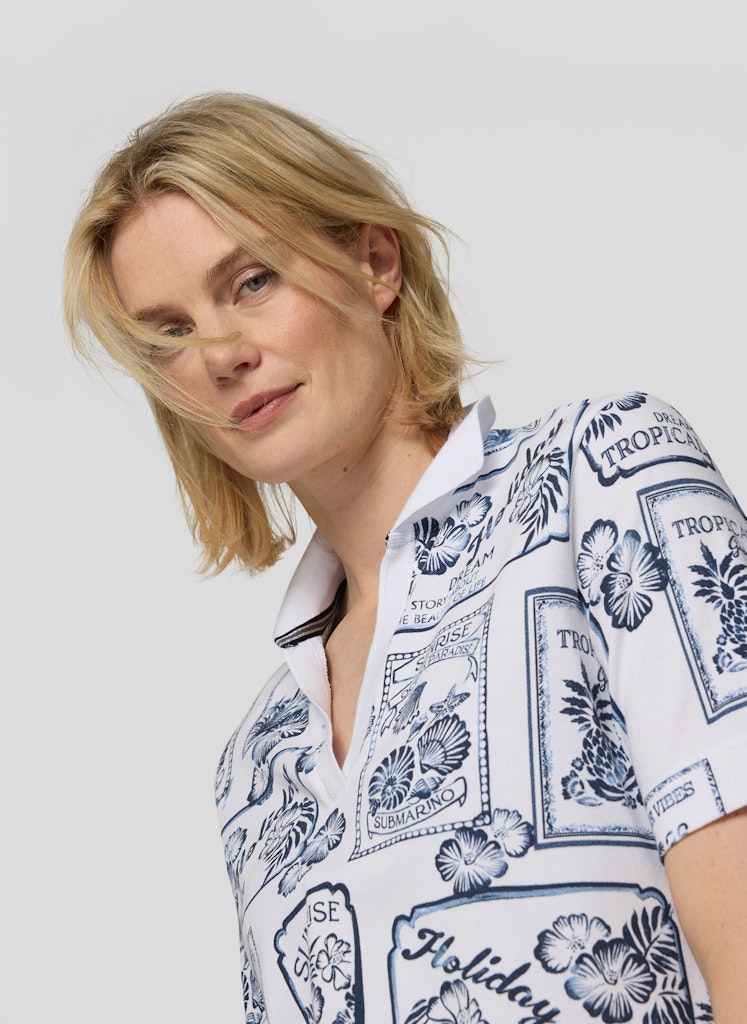 Rabe Blue and White Holiday Print Top