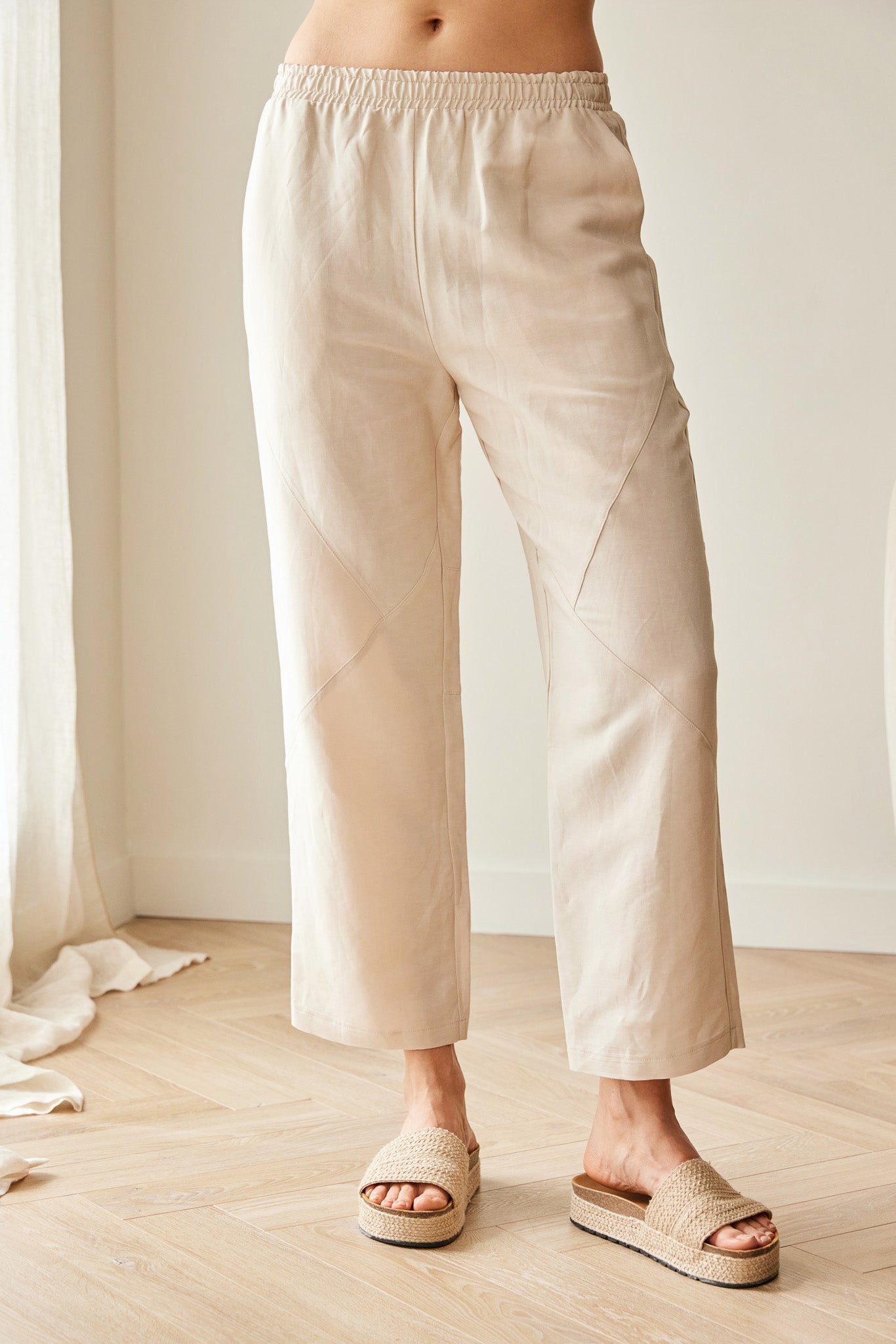 Peruzzi Sand Linen Trousers
