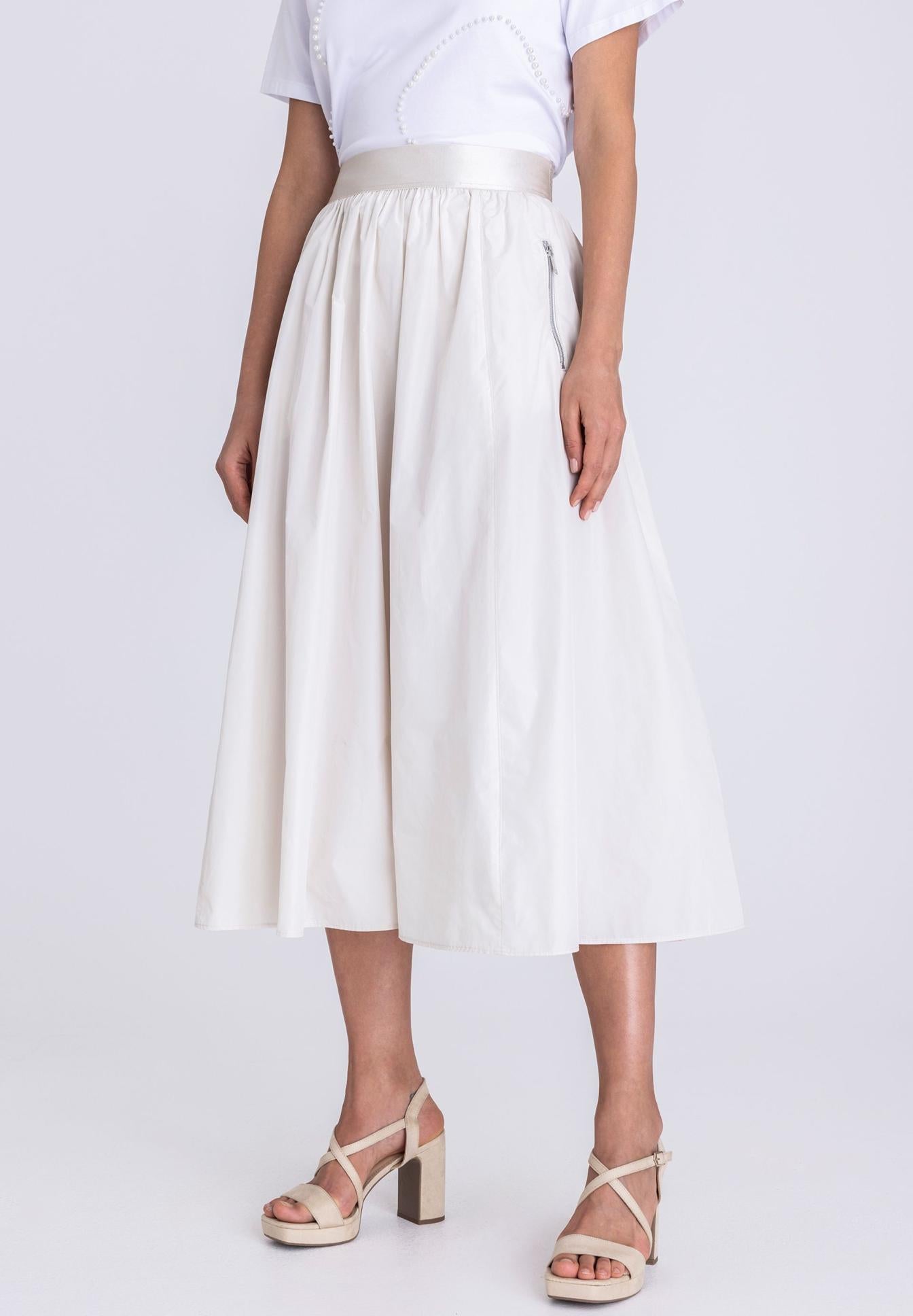 Tuzzi Pearl Skirt with shiny waistband