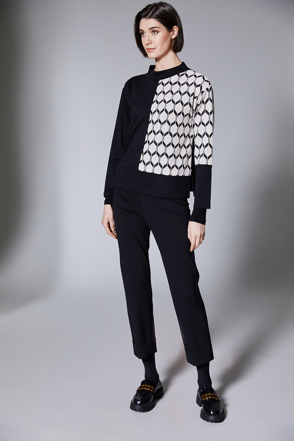 Peruzzi Ecru Hexagonal Jacquard Knit