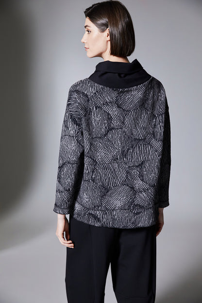 Peruzzi Grey Jacquard Button Top
