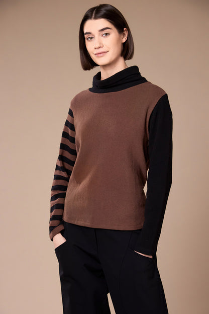 Peruzzi Colour Block Stripe Fleece Top