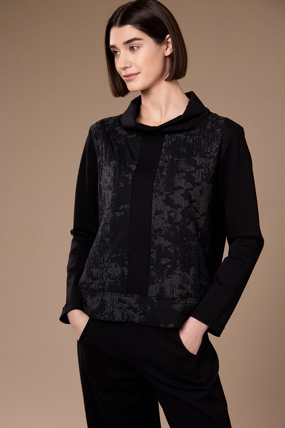 Peruzzi Black Jacquard Top
