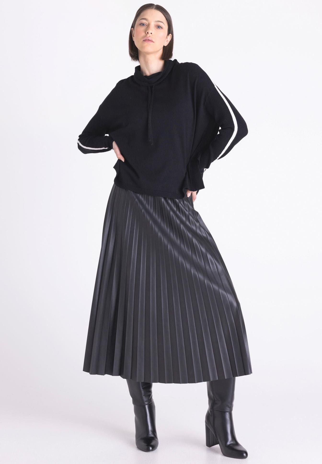 Tuzzi Black Pleated Skirt