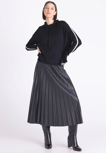 Tuzzi Black Pleated Skirt
