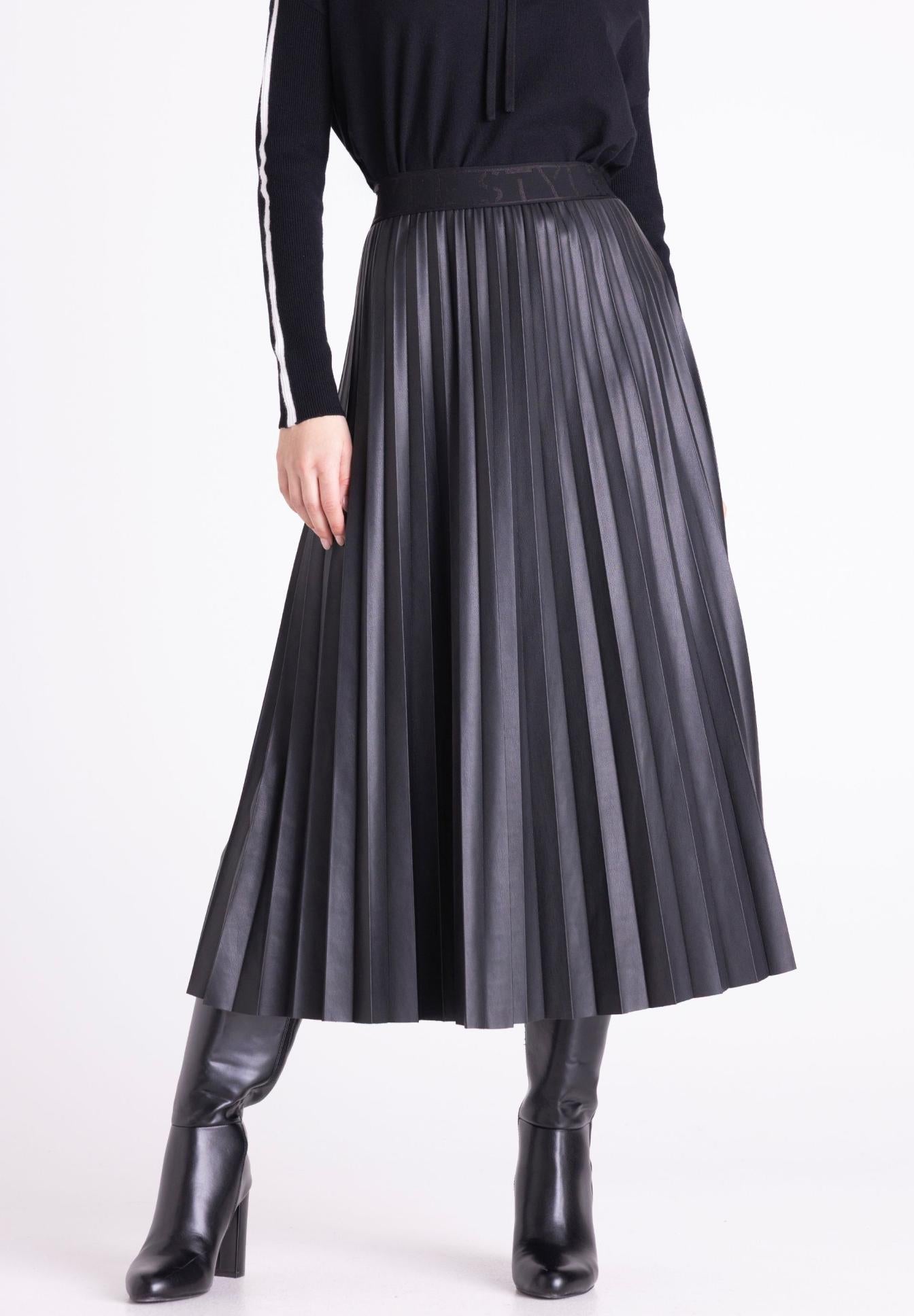 Tuzzi Black Pleated Skirt