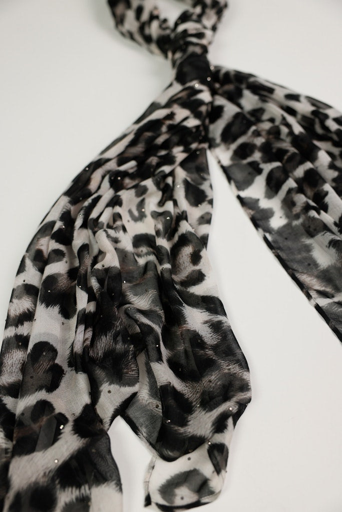 Monari Leopard Print Scarf