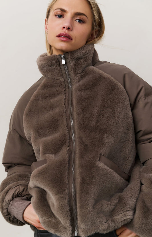 YAYA Short teddy jacket with padded sleeves
