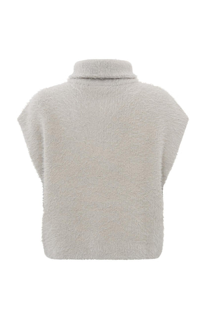 Sleeveless sweater with half zipper, high neck and loose fit